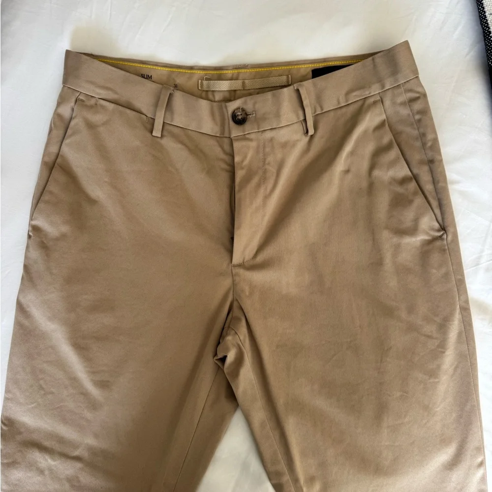 Banana Republic classic khaki
